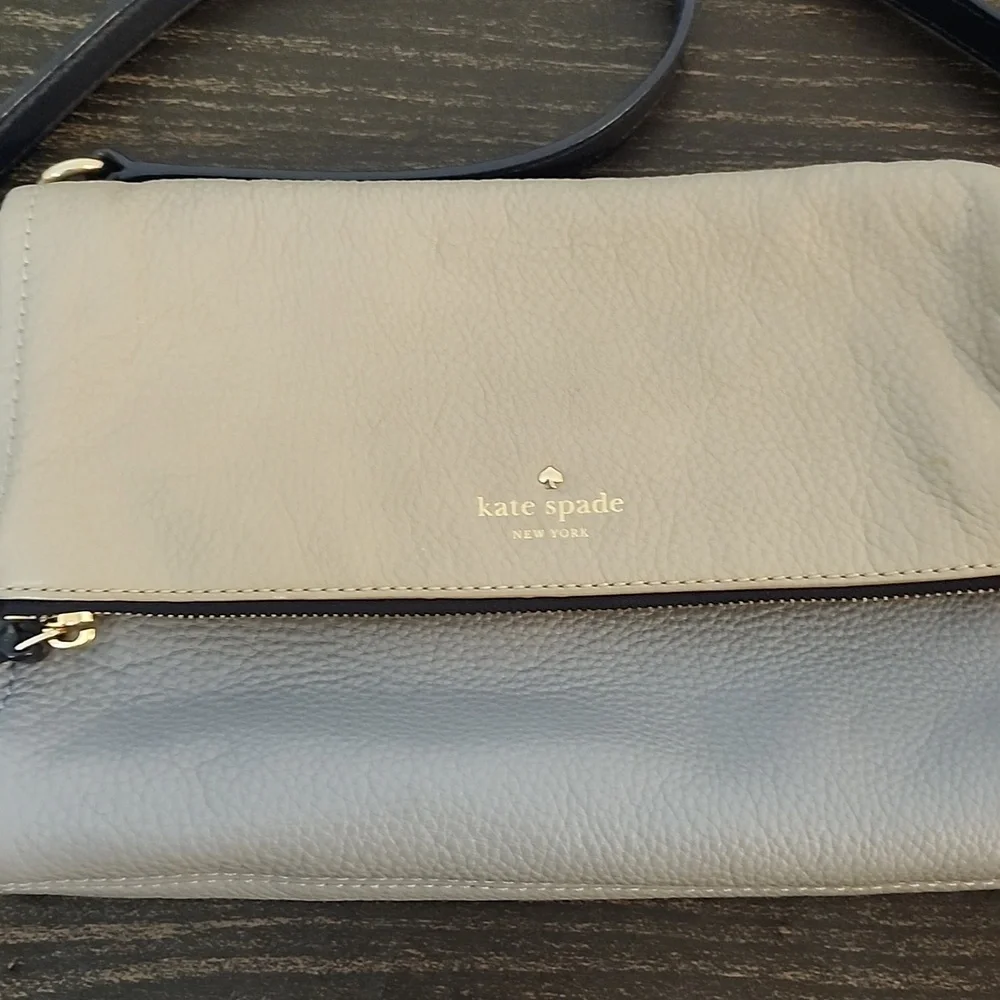 KATE SPADE NEW YORK Color Block Block Gray Tan Classic Crossbody